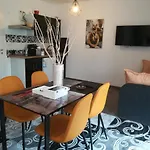Edina Vendeghaz-gyenesdias Apartment *