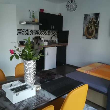 Edina Vendeghaz-gyenesdias Apartment Gyenesdias