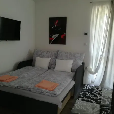 Edina Vendégház-gyenesdiás *