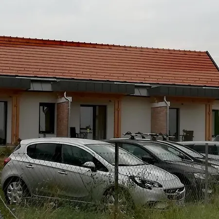 Apartament Edina Vendeghaz-gyenesdias *