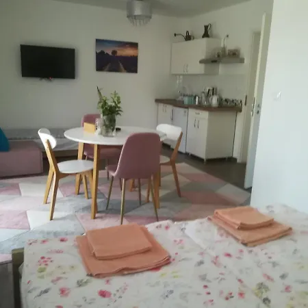 Apartment Edina Vendeghaz-gyenesdias *